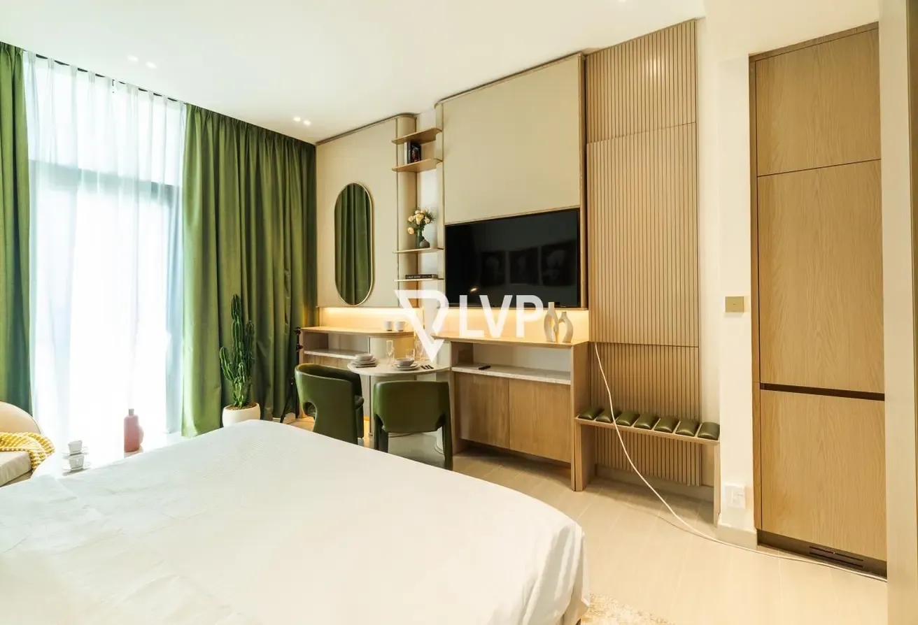 Fully Furnished | Fresh Handover | High Floor