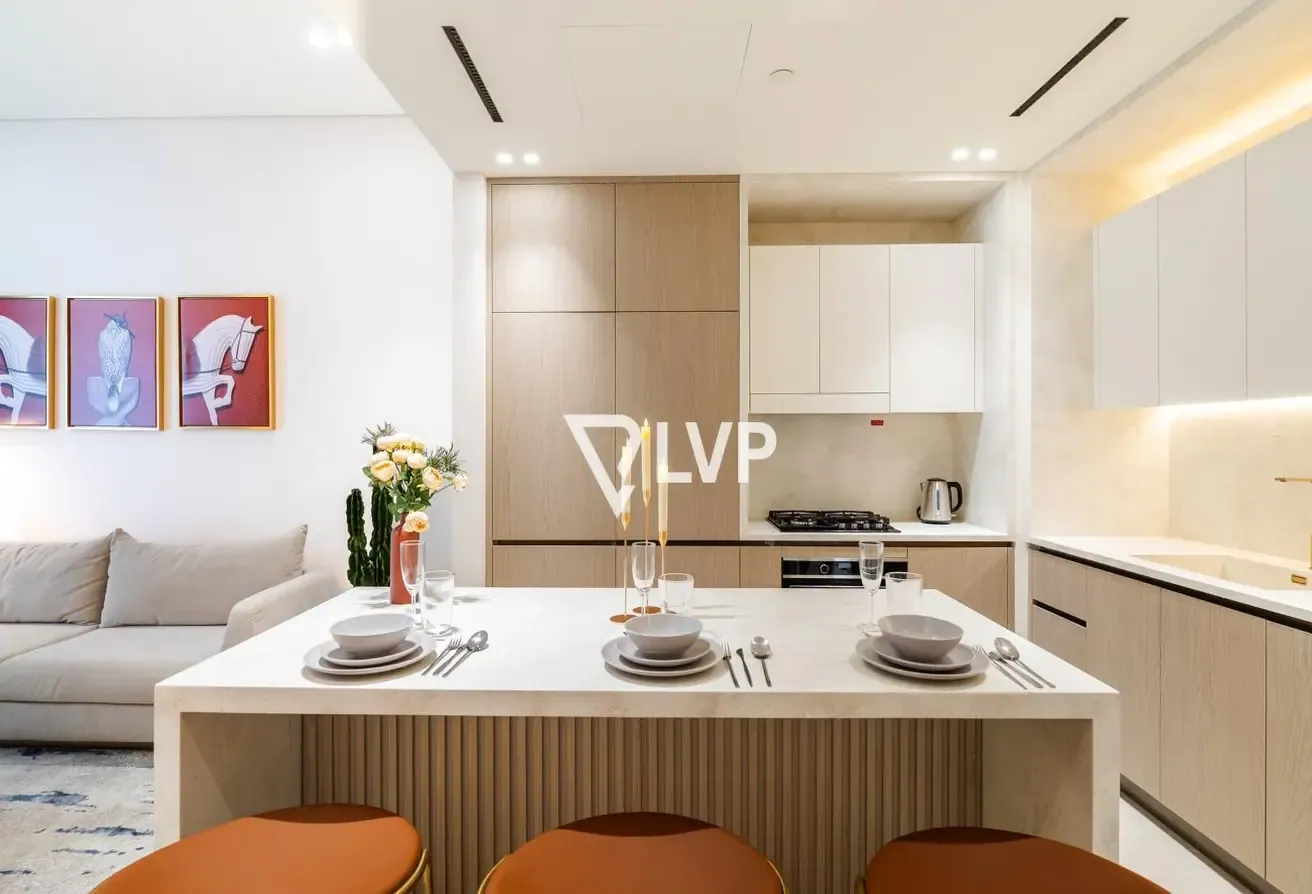 Fully Furnished | Corner Unit | High Floor