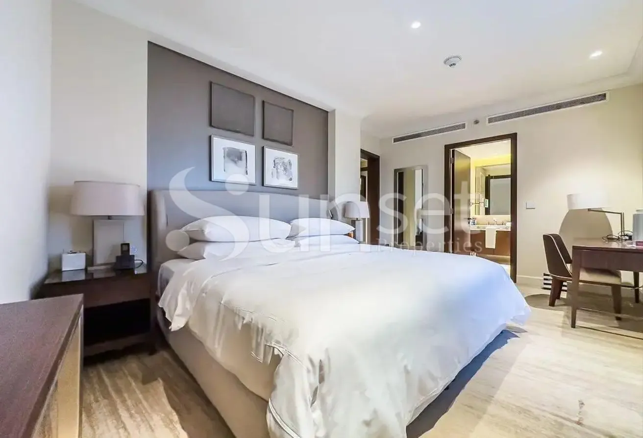 Ready To Move| Burj Khalifa View |Fully Furnished