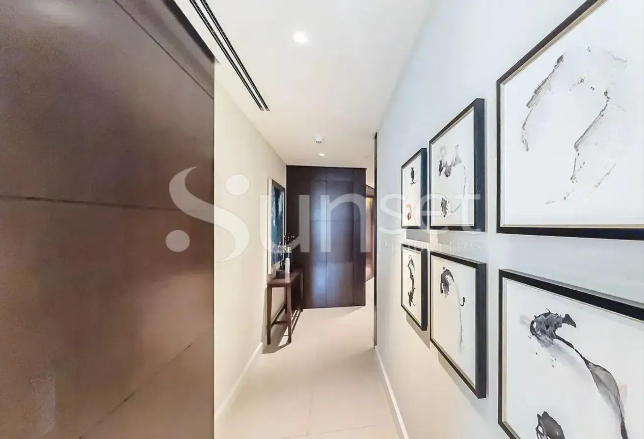 Ready To Move| Burj Khalifa View |Fully Furnished