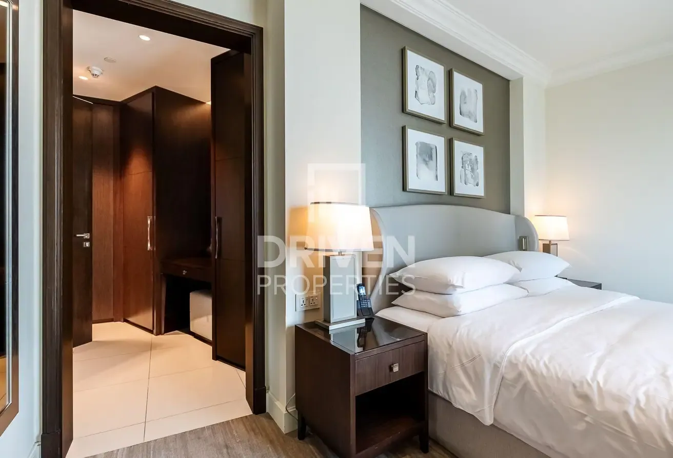 Fully Furnished | Corner Unit | Burj Khalifa View