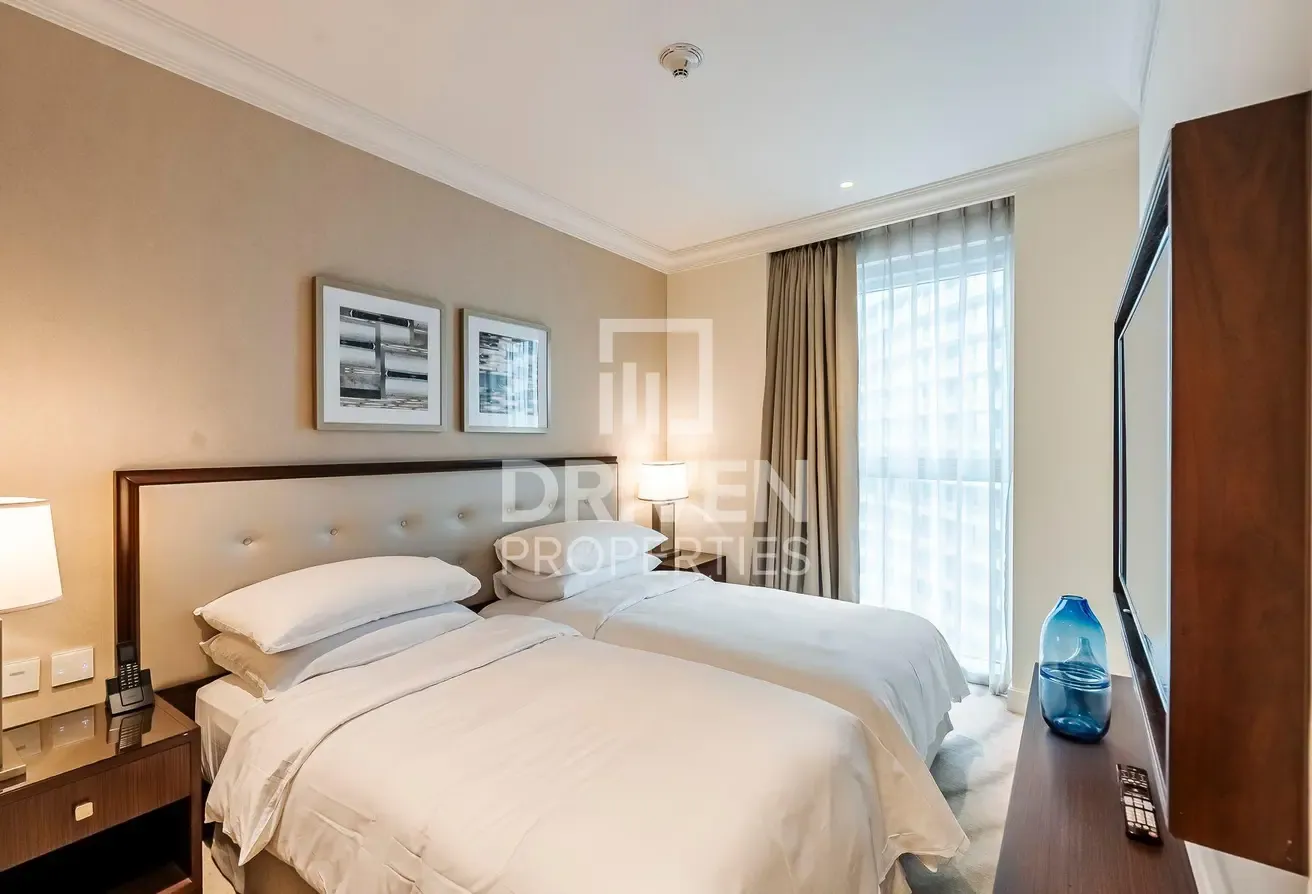 Full Burj Khalifa View | Corner Unit | High Floor