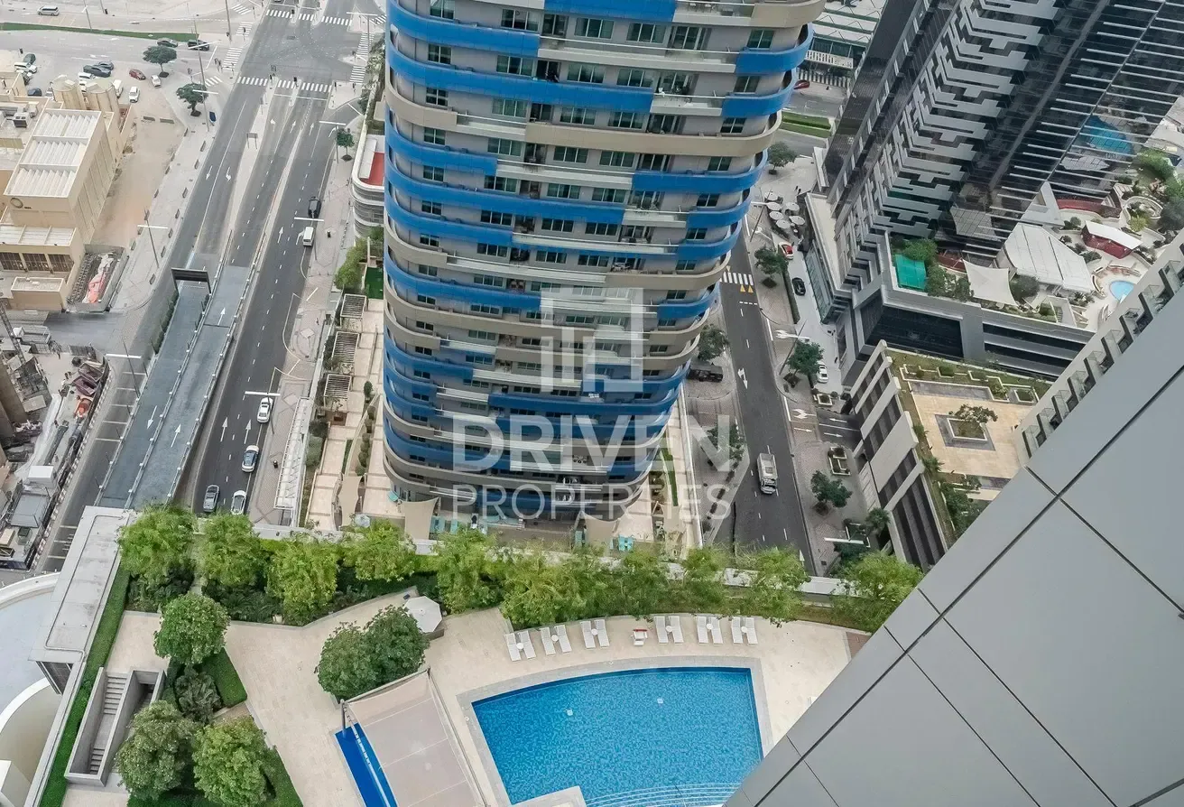 Full Burj Khalifa View | Corner Unit | High Floor