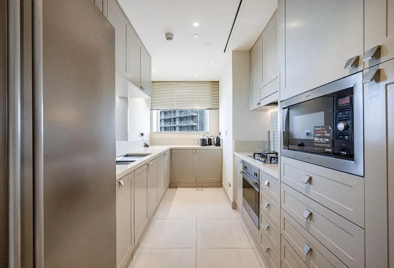 Burj Khalifa View| Fully Furnished| Luxury
