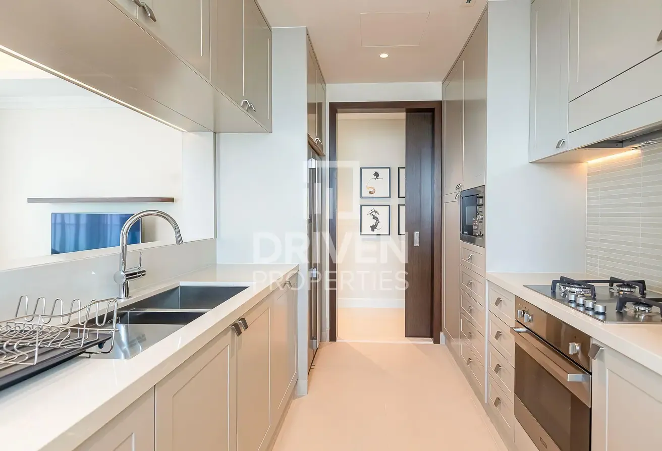 Huge Layout | Vacant Soon | Fully Furnished