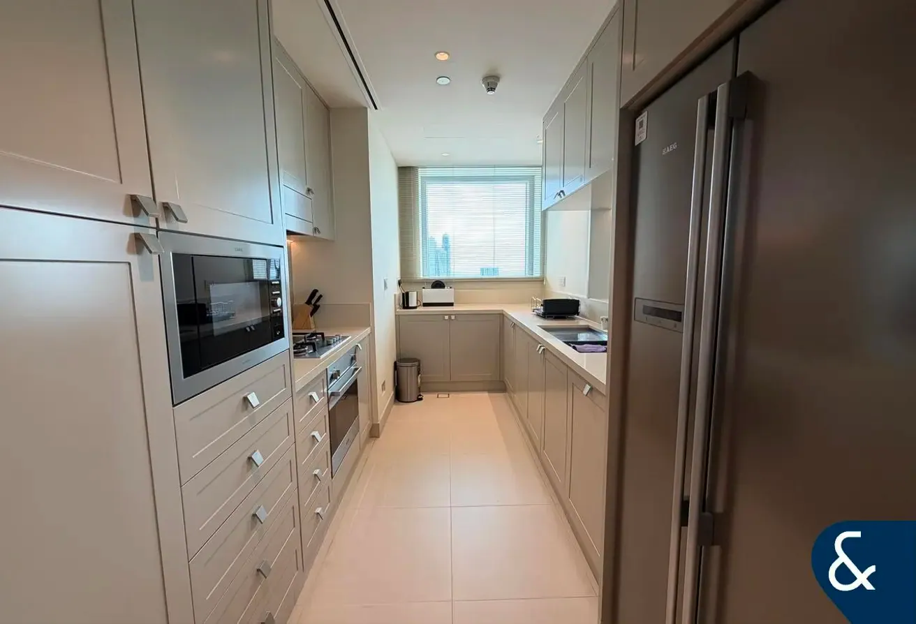 2 Bedroom | Burj Khalifa View | Great Condition
