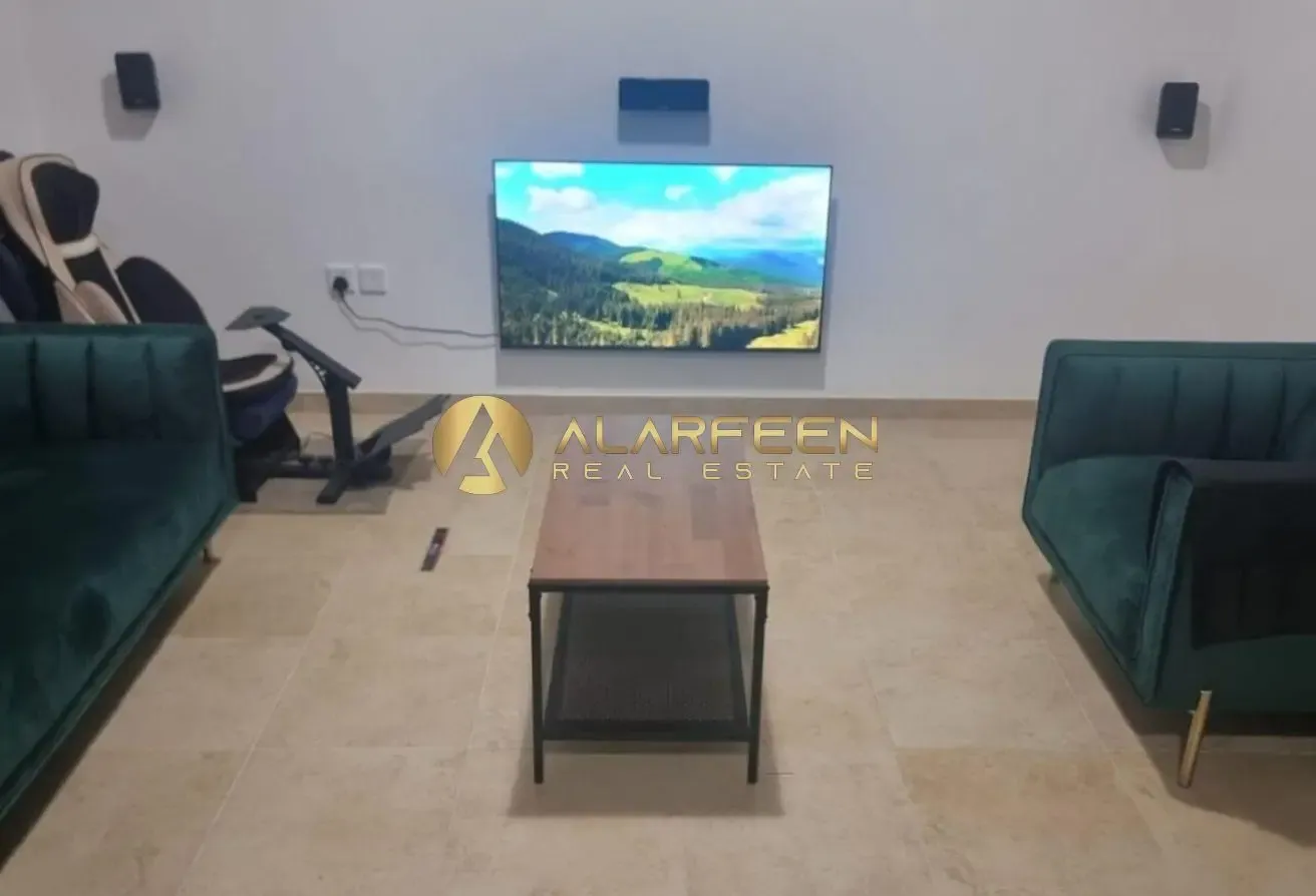 Spacious Layout | Fully Furnished | Upgraded Unit