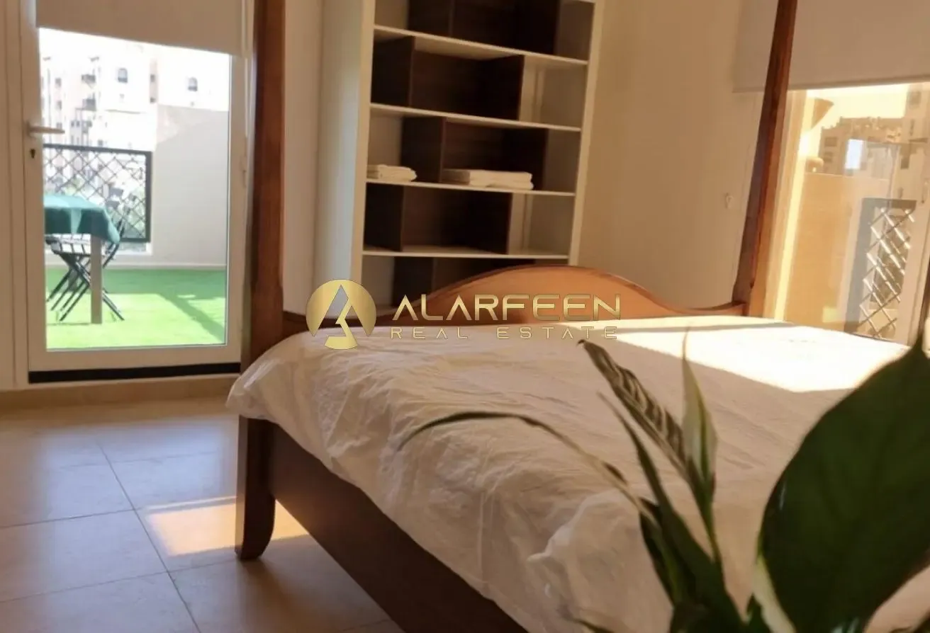 Spacious Layout | Fully Furnished | Upgraded Unit