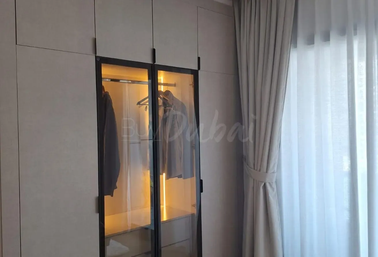 Luxury Upgraded 1BR| Marina Diamond A | Near Metro