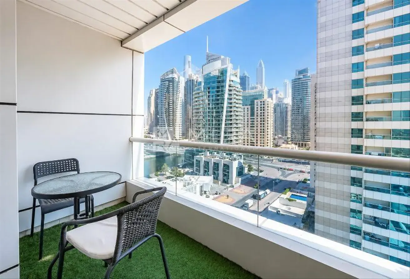 Canal View | Multiple Cheques | Near to Metro