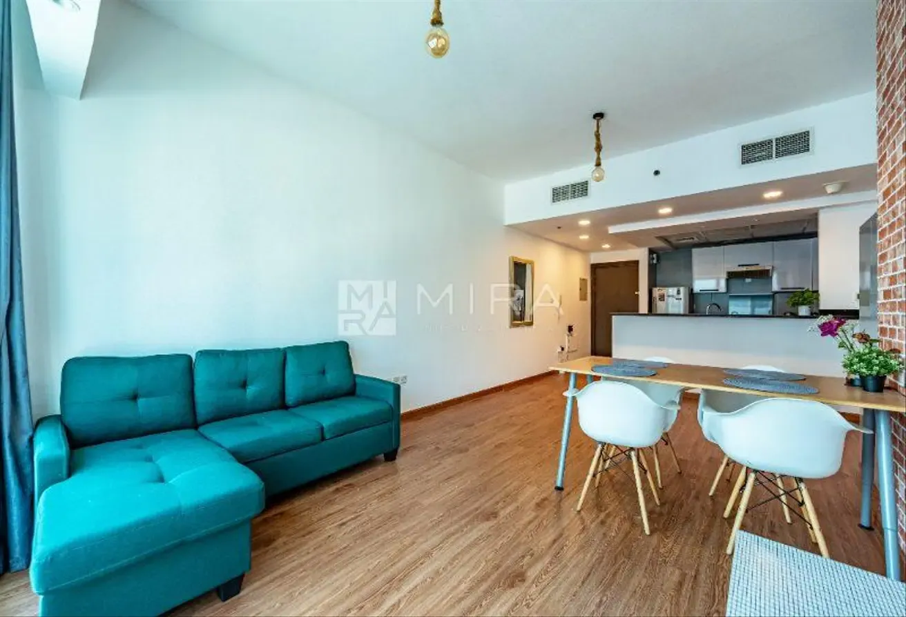 Canal View | Multiple Cheques | Near to Metro