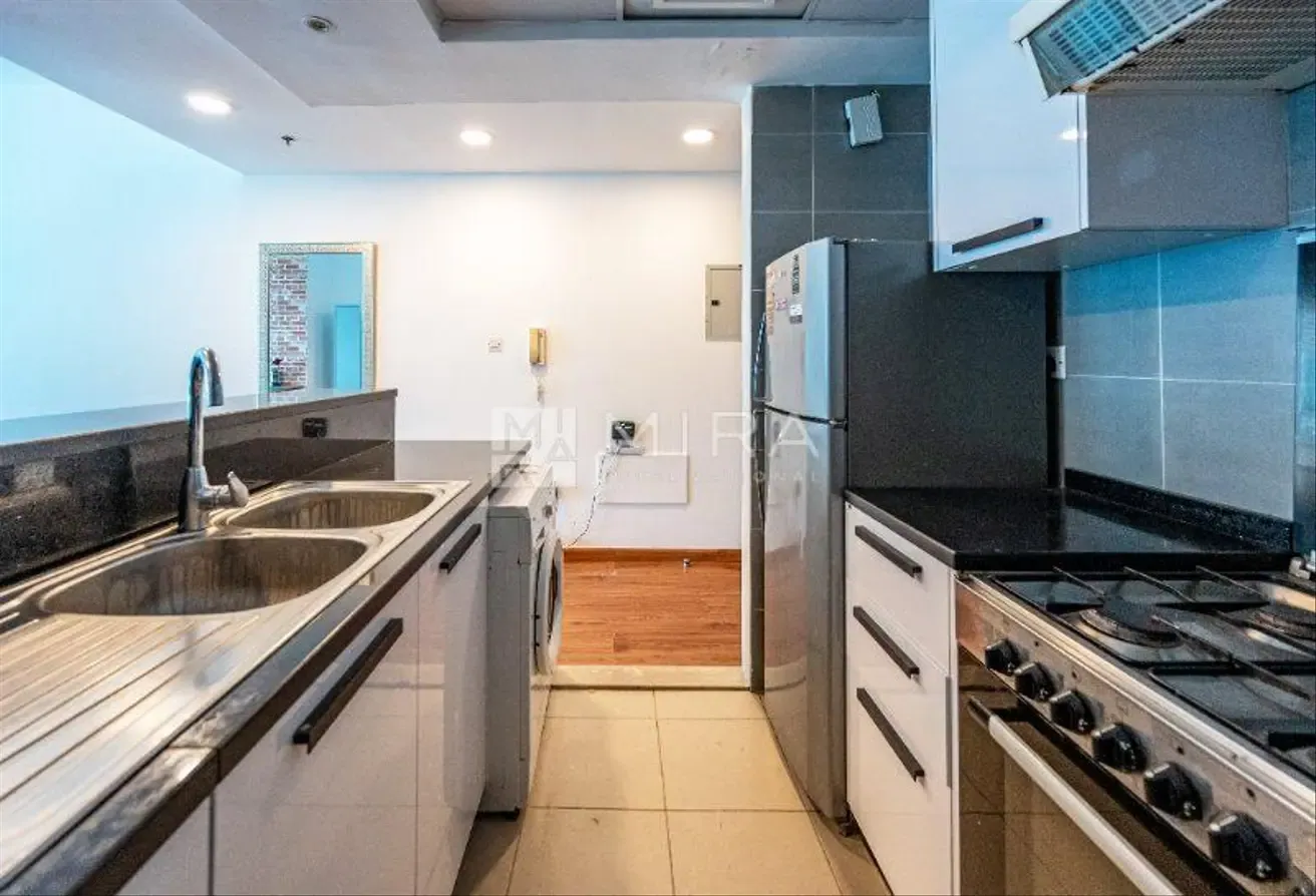Canal View | Multiple Cheques | Near to Metro
