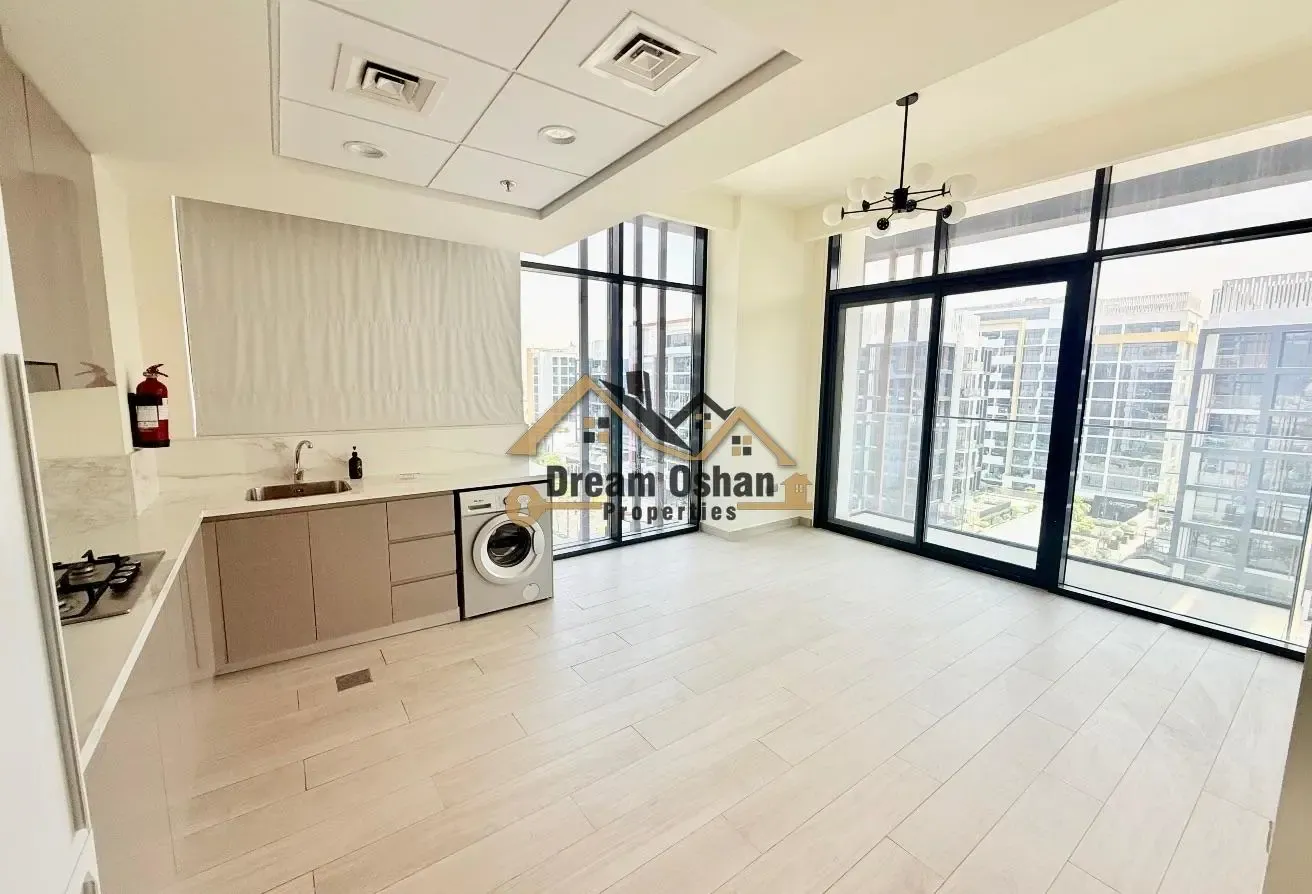 Boulevard Facing | Panoramic View | 12 Cheques