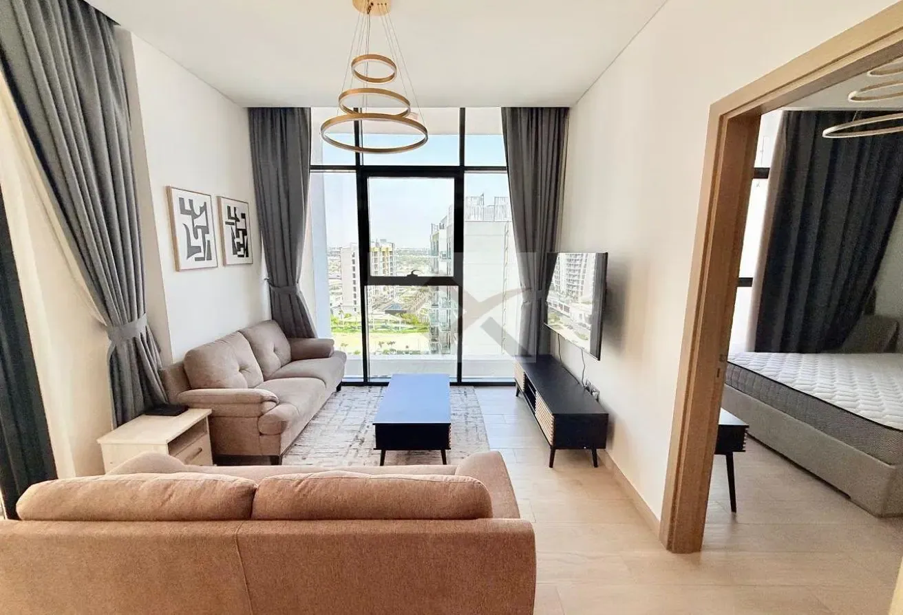 Elegant Furnished | Mid Floor | Vacant