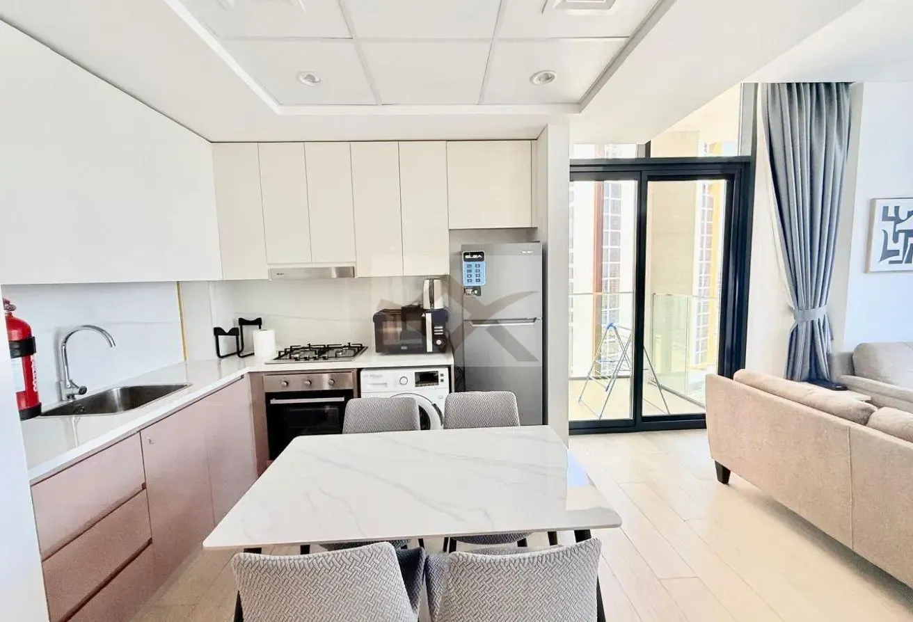 Elegant Furnished | Mid Floor | Vacant