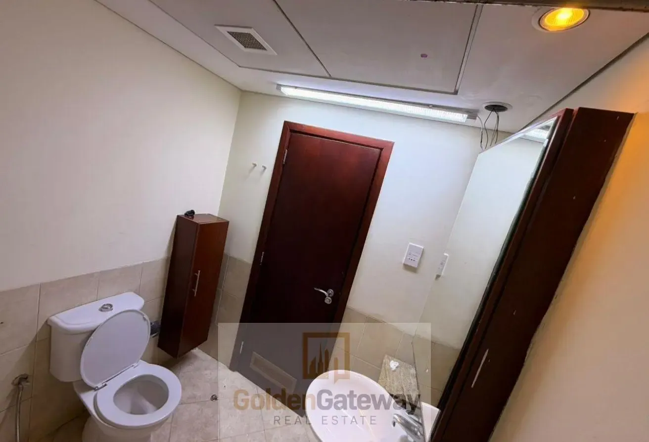 SPECIOUS 2 BR IN PRIME LOCATION READY TO MOVE