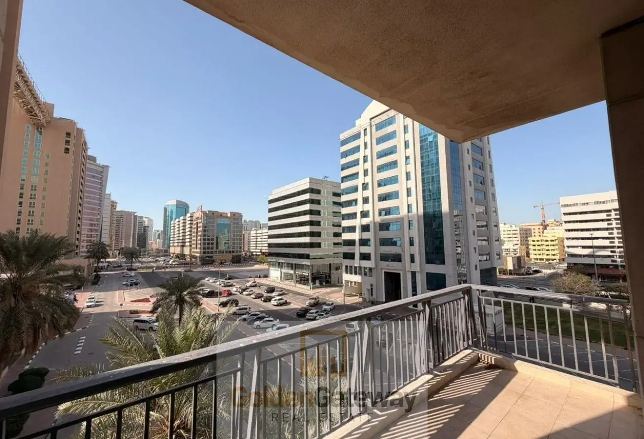 SPECIOUS 2 BR IN PRIME LOCATION READY TO MOVE