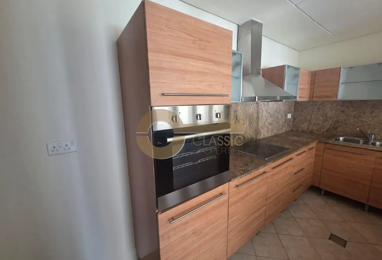 SPACIOUS & WELL MAINTAINED | COMMUNITY LIVING