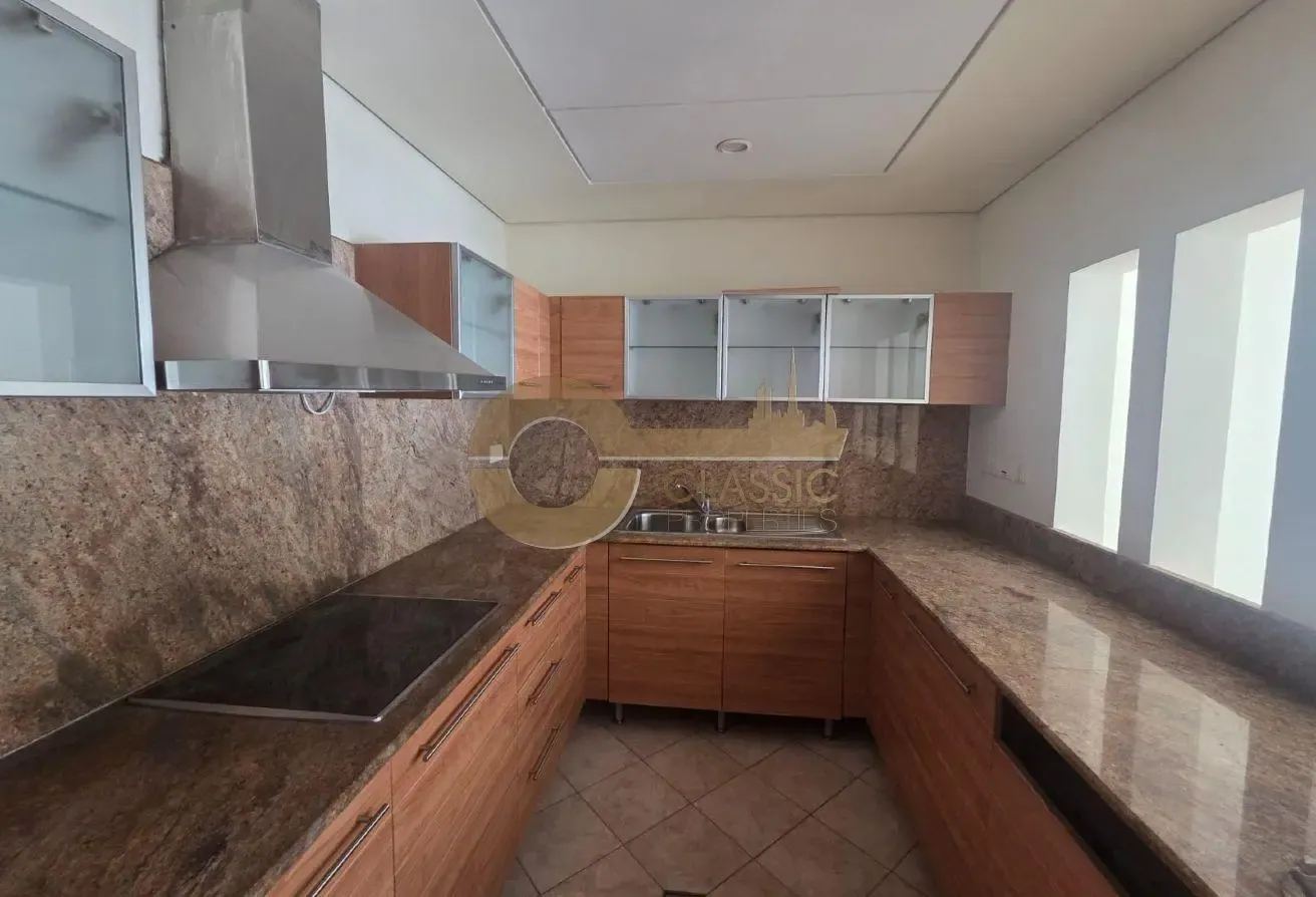 SPACIOUS & WELL MAINTAINED | COMMUNITY LIVING