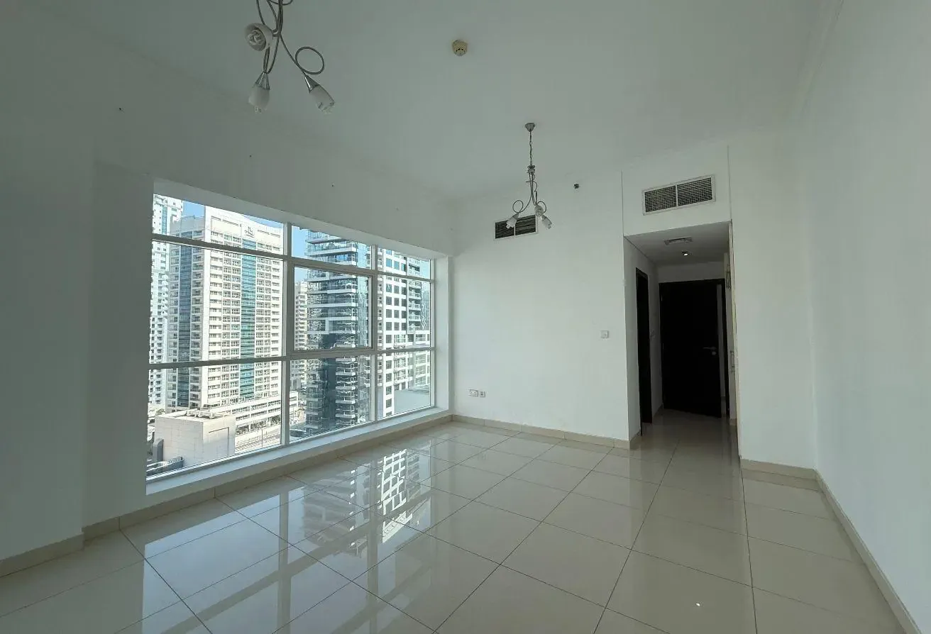 Massive 2BR | Bright Layout | Close to Everything
