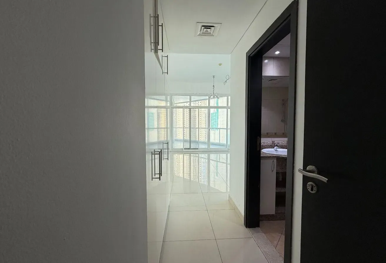 Massive 2BR | Bright Layout | Close to Everything