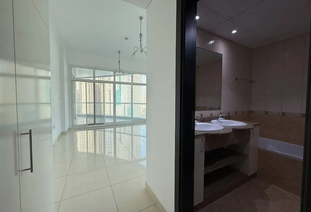 Massive 2BR | Bright Layout | Close to Everything
