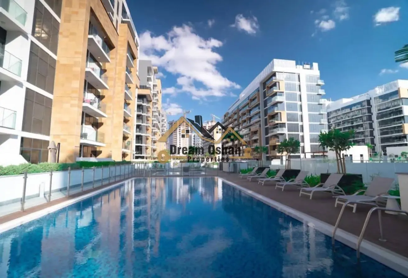Corner Apt - Pool View - Ready To Move