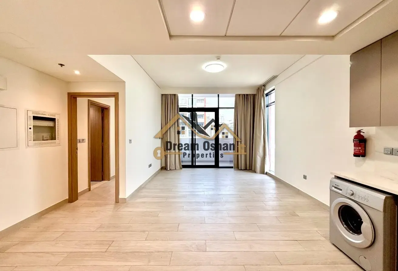 Corner Unit * Boulevard View * Chiller Free