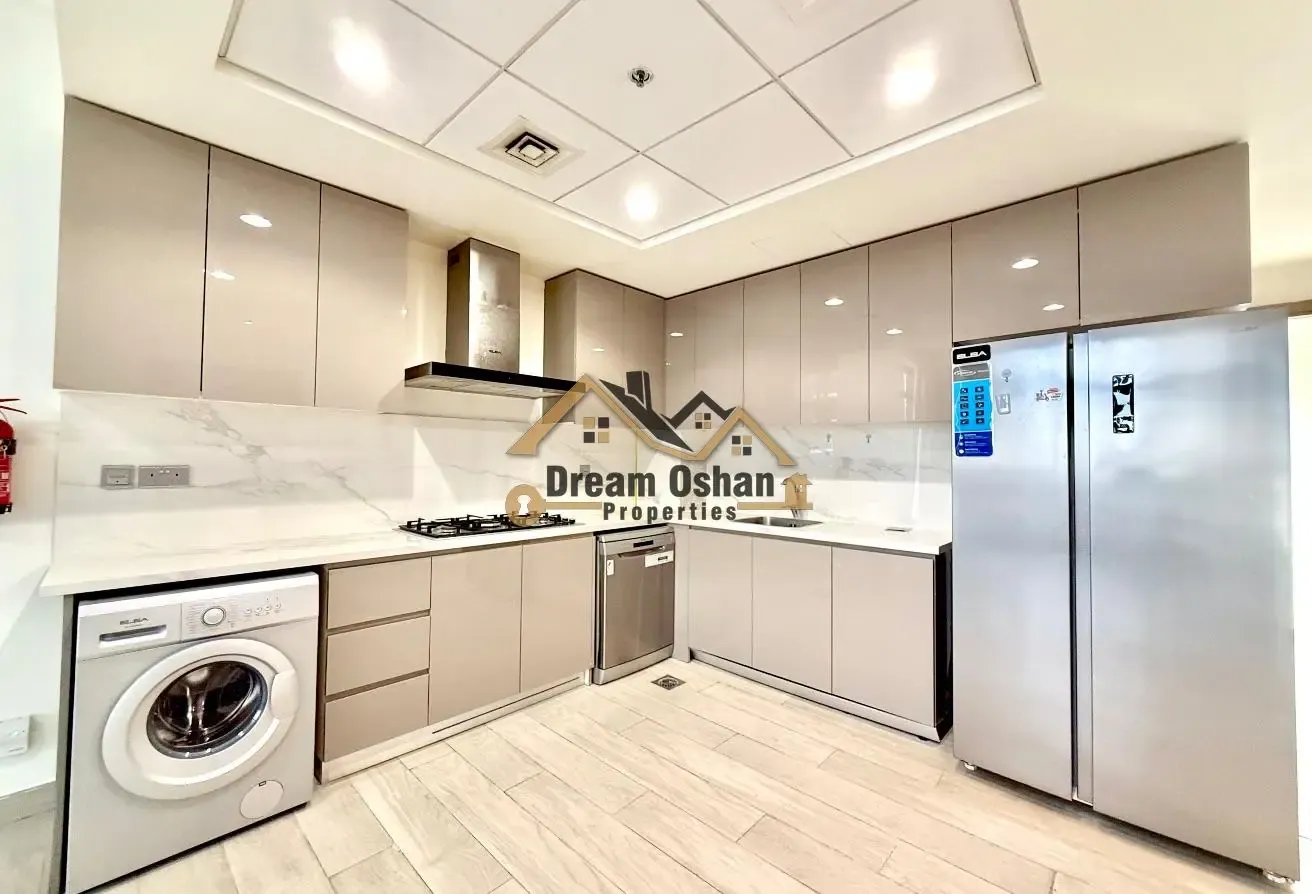 Corner Unit * Boulevard View * Chiller Free