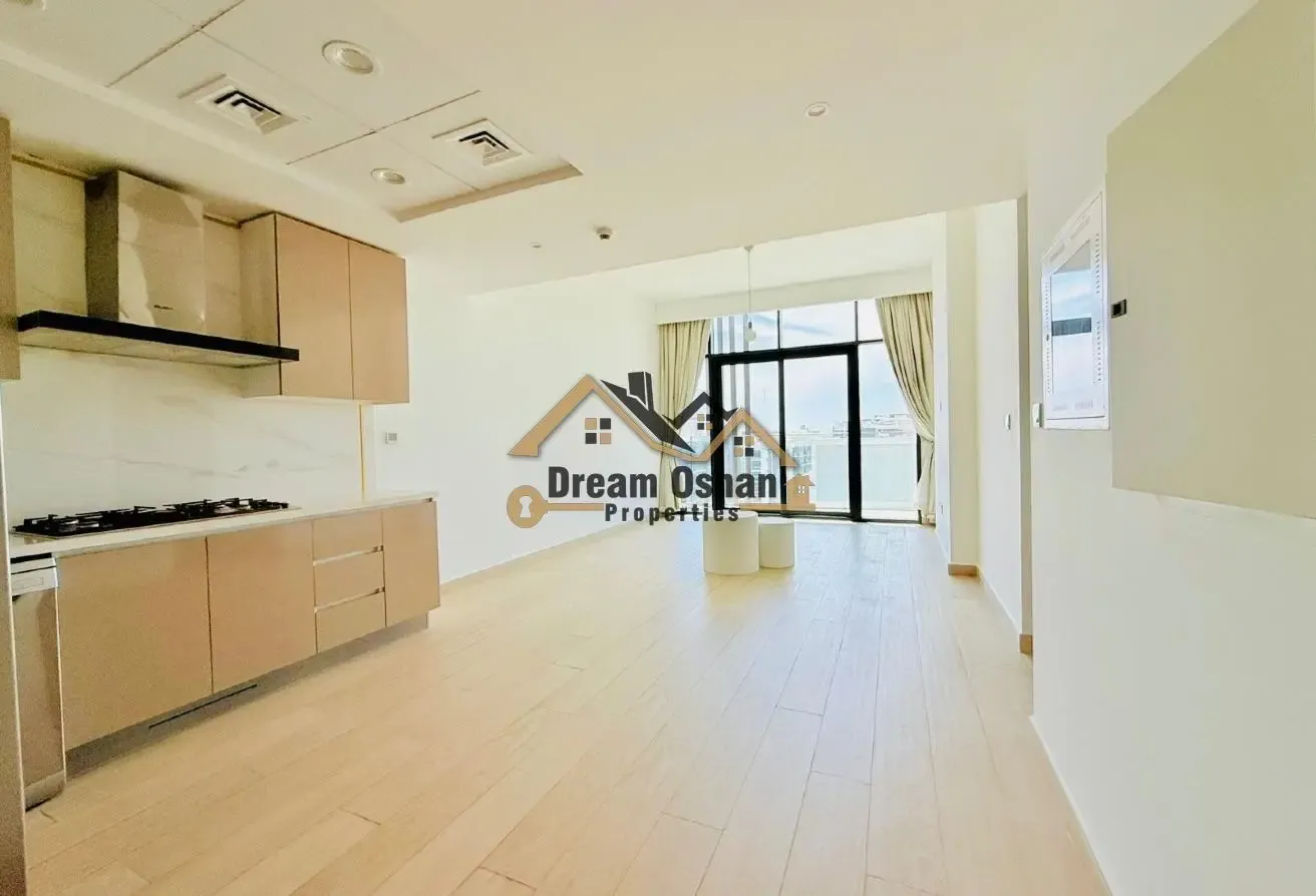 High Floor - Prime Location - Multiple Payments