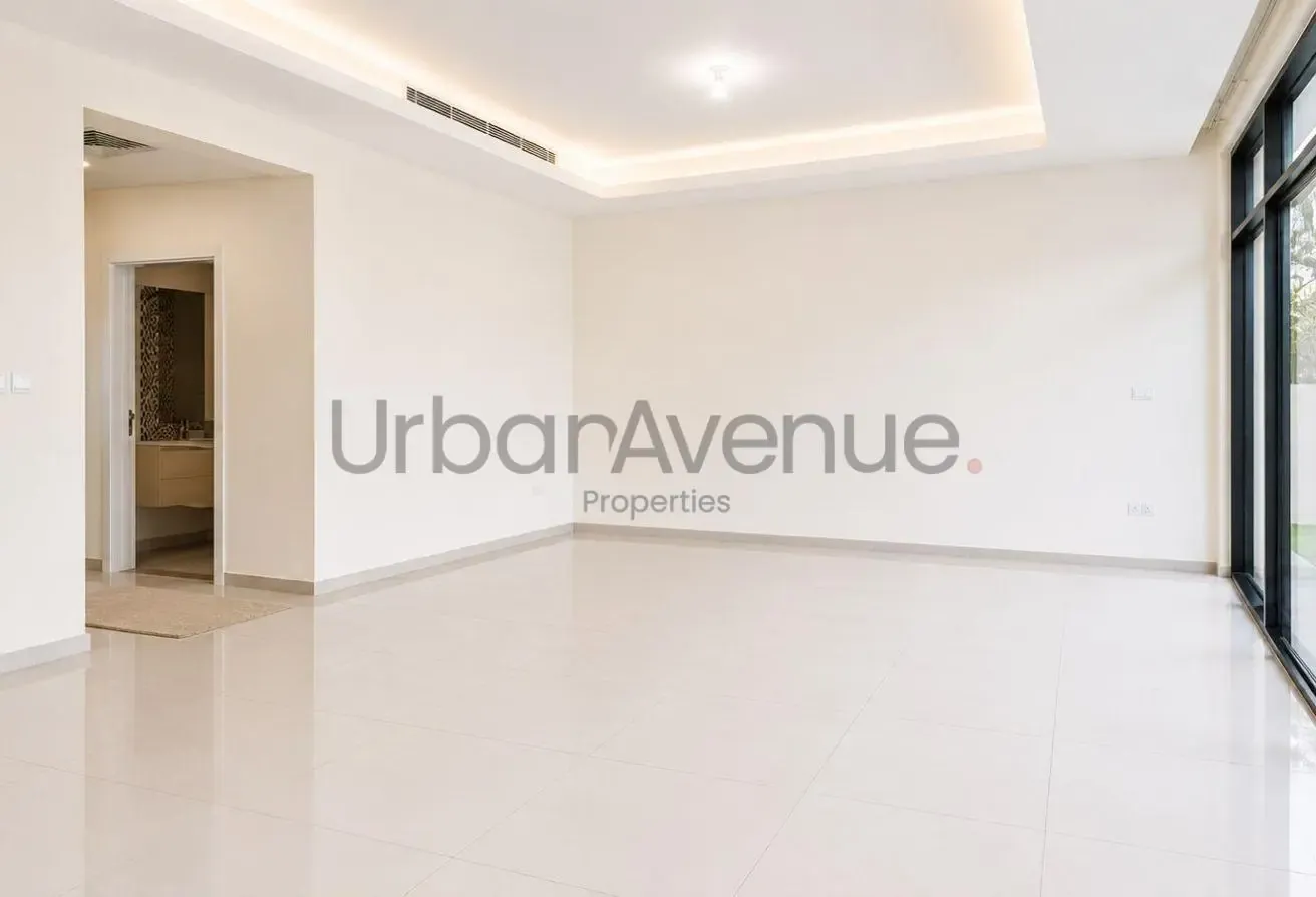 Huge Layout | En Suite | Gated Community