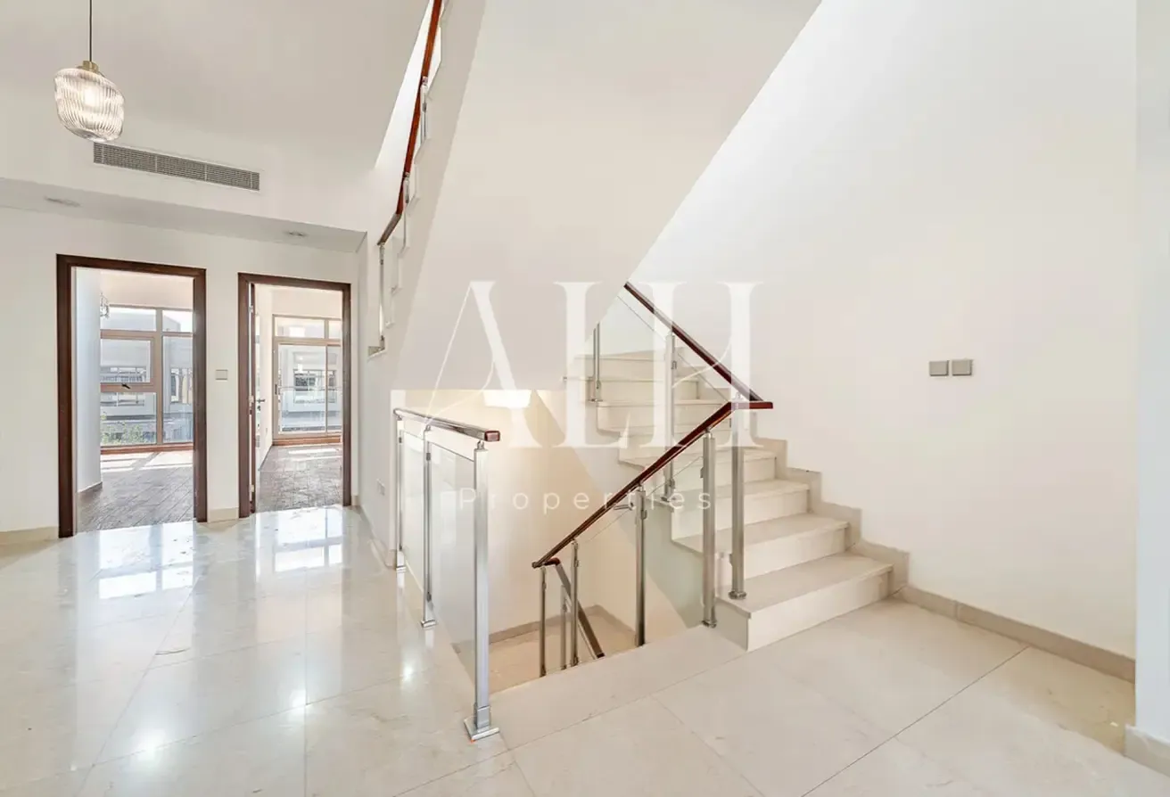 3 BR Townhouse | All En-Suite | Gated Community