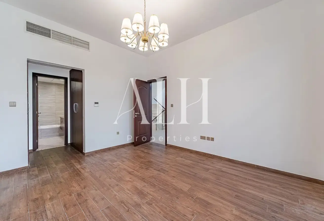 3 BR Townhouse | All En-Suite | Gated Community