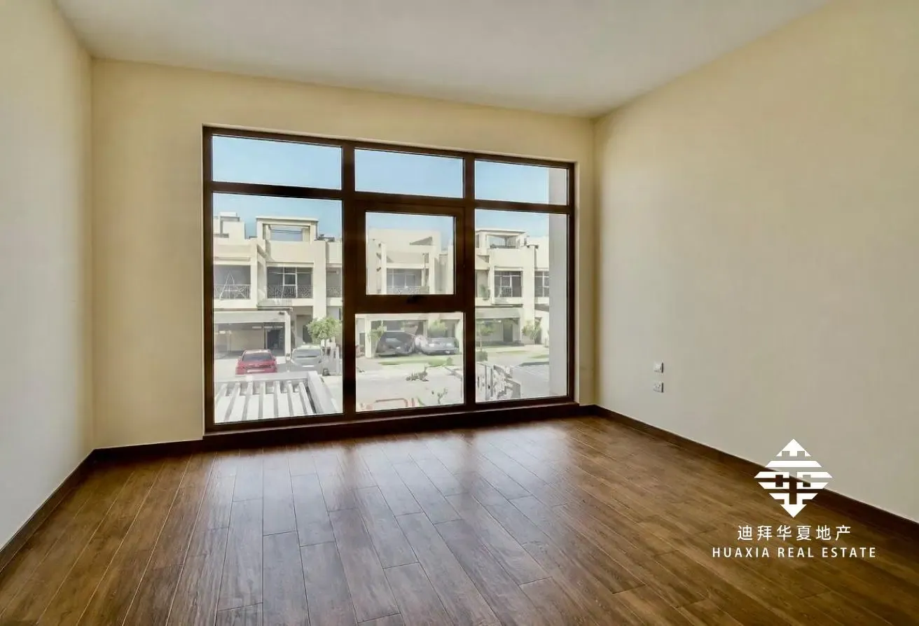 Vacant | 3BR+Maid TH | Back-to-Back