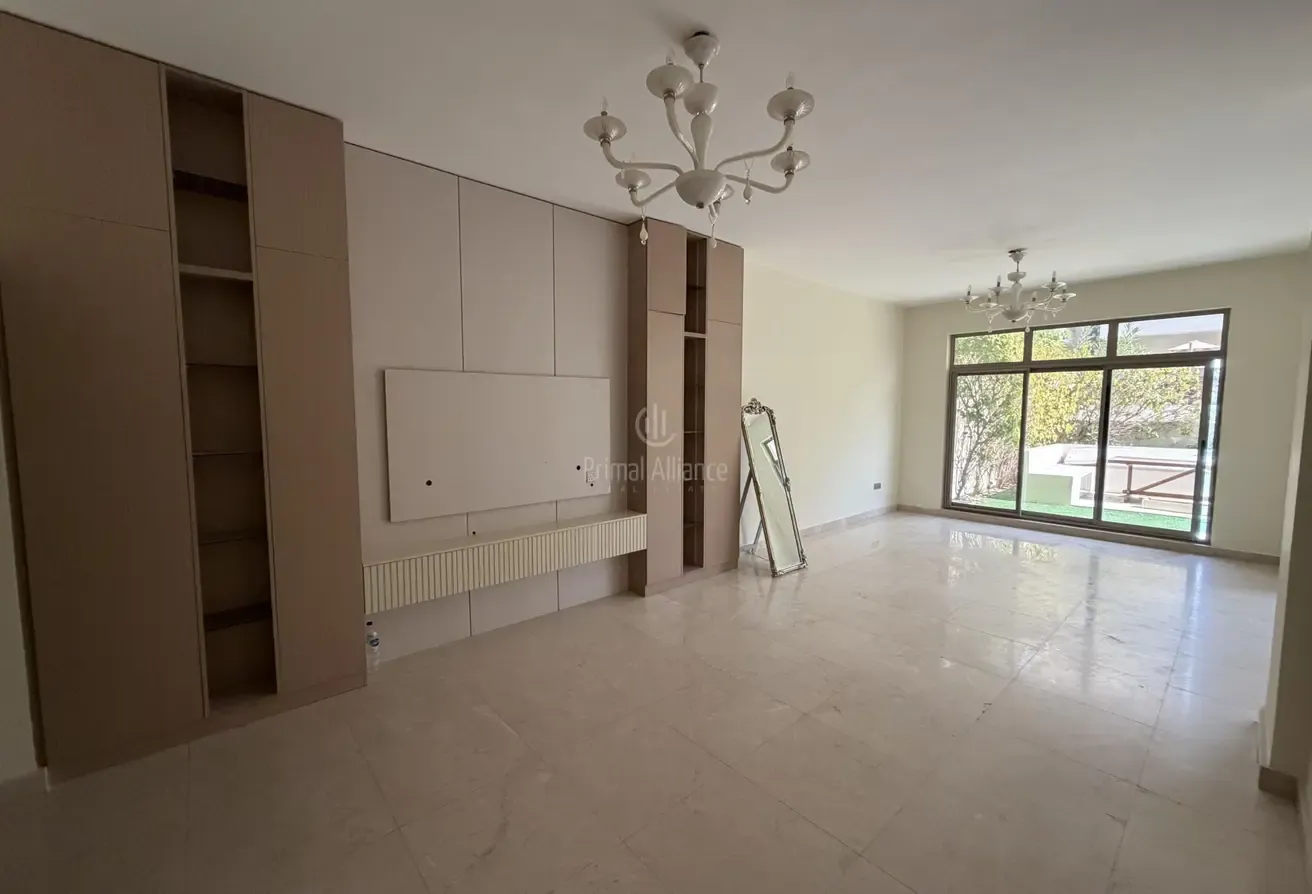 Spectacular 3 BR+Maid | Vacant | Family Home