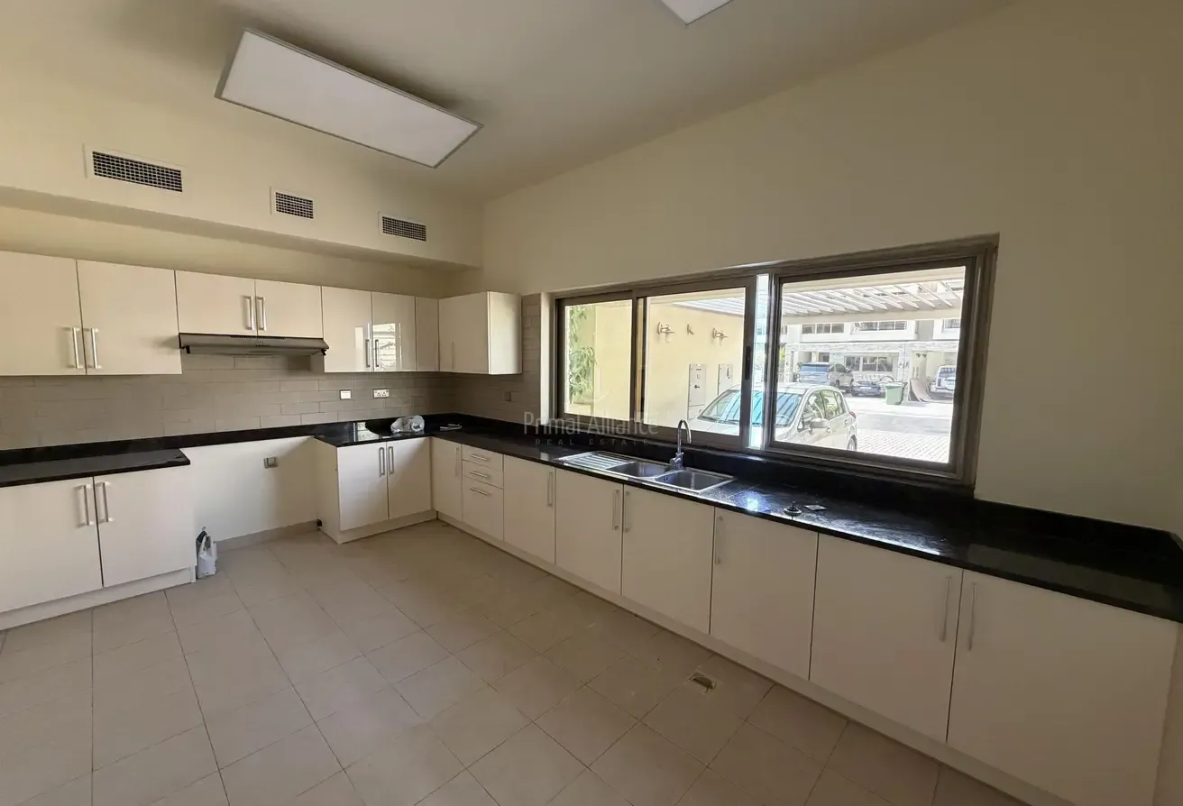 Spectacular 3 BR+Maid | Vacant | Family Home