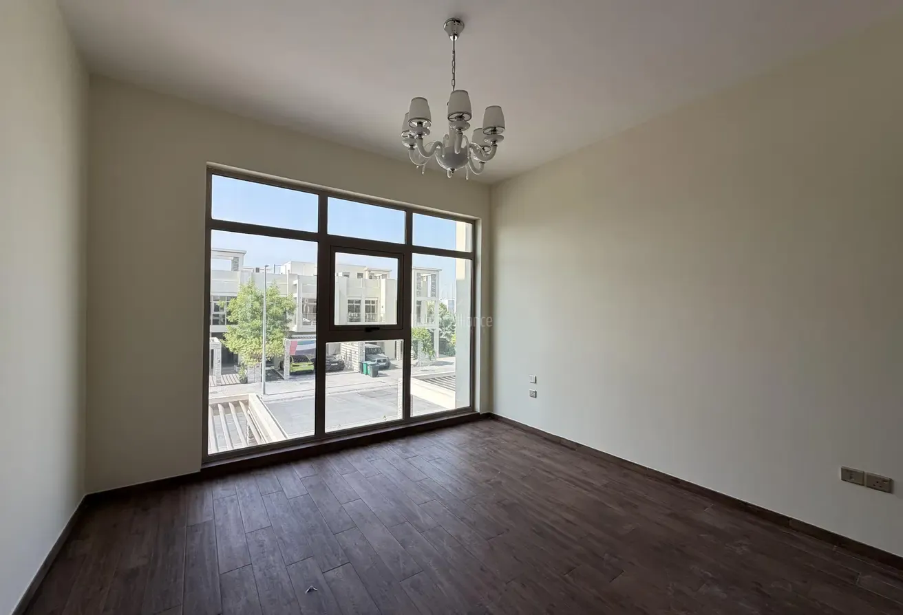 Spectacular 3 BR+Maid | Vacant | Family Home