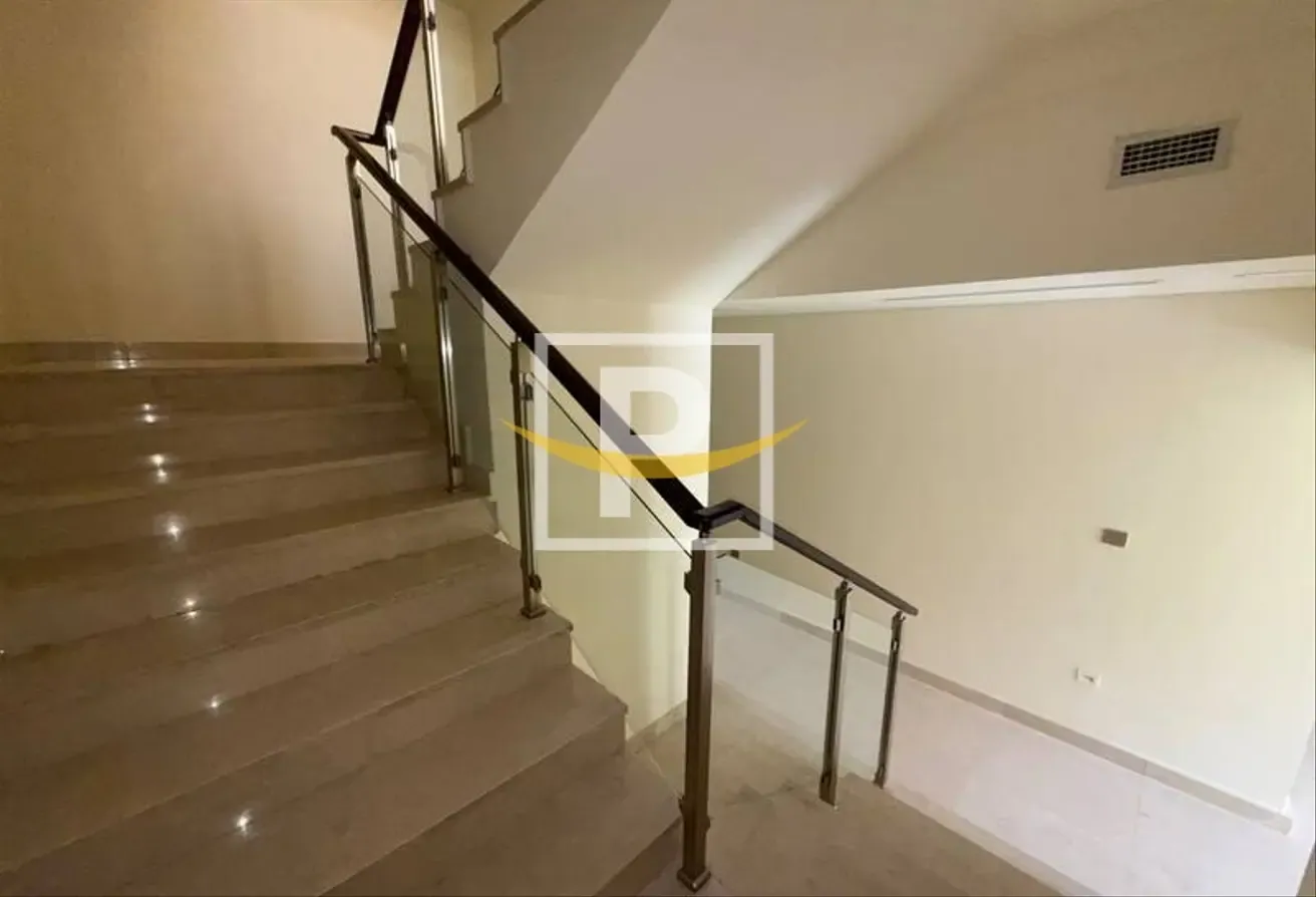 Luxury Living 3Bedroom | Spacious Townhouse