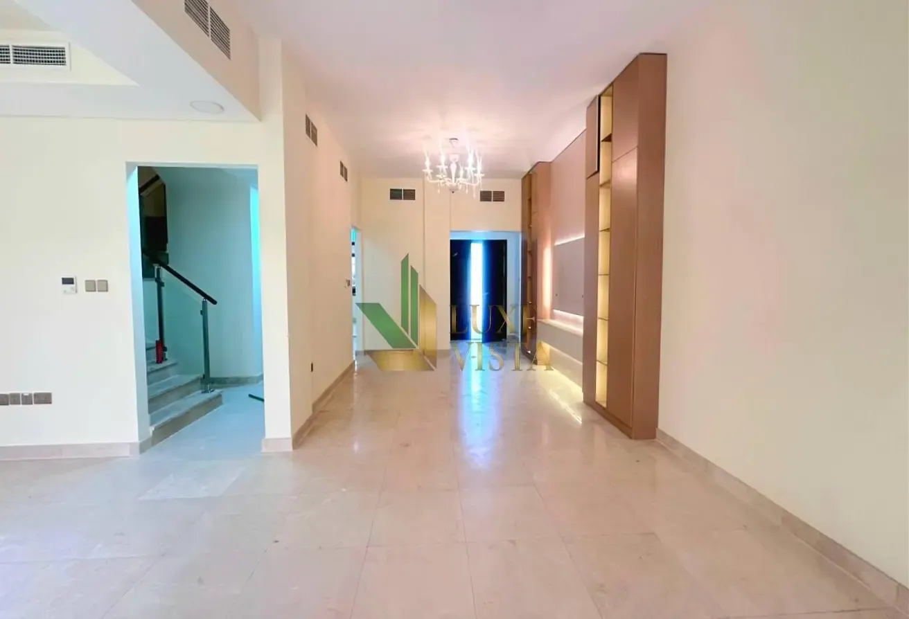Spacious 3BR+Maids | Well-Maintained | Vacant