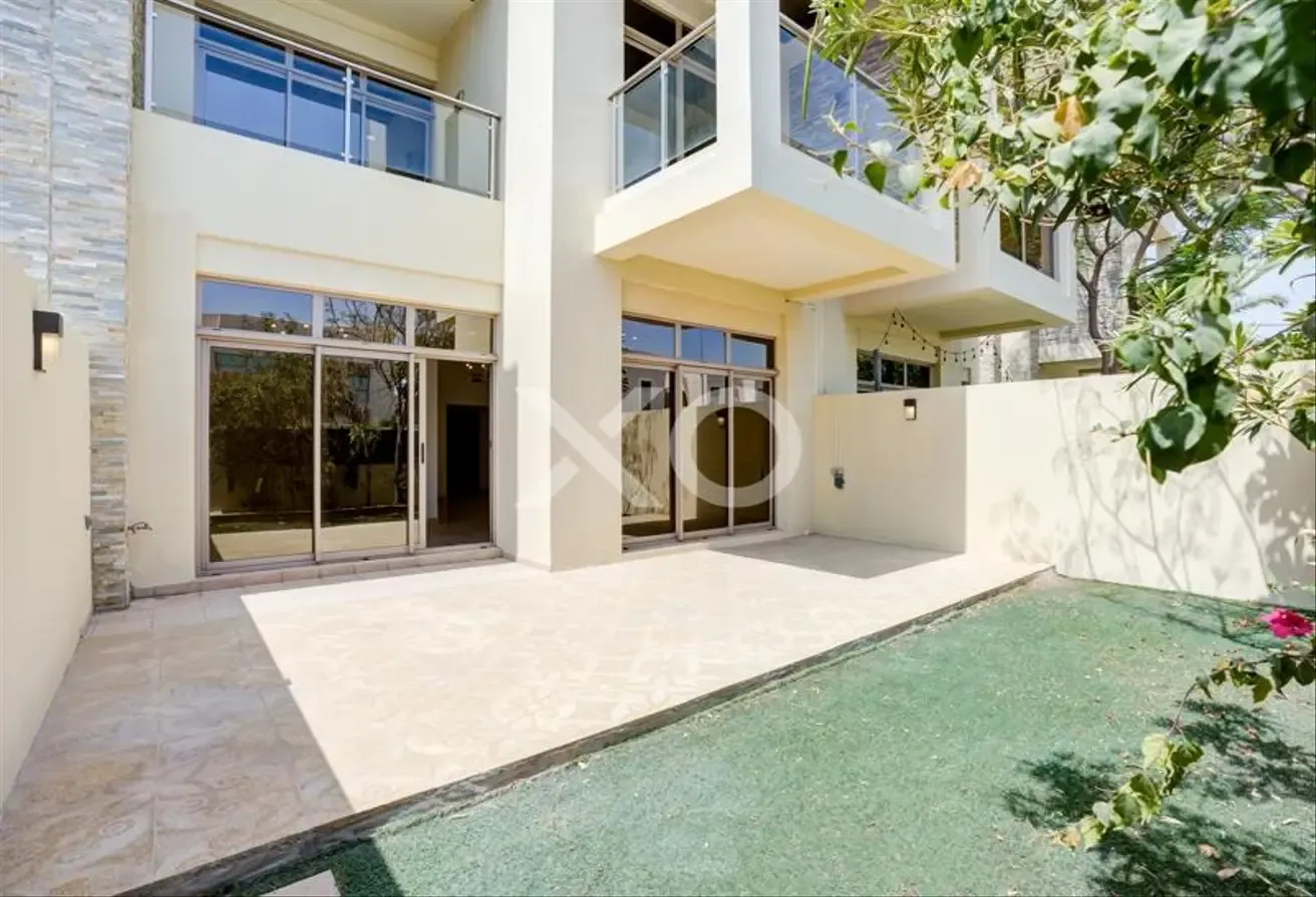 Vacant | Three Bedroom | Unfurnished