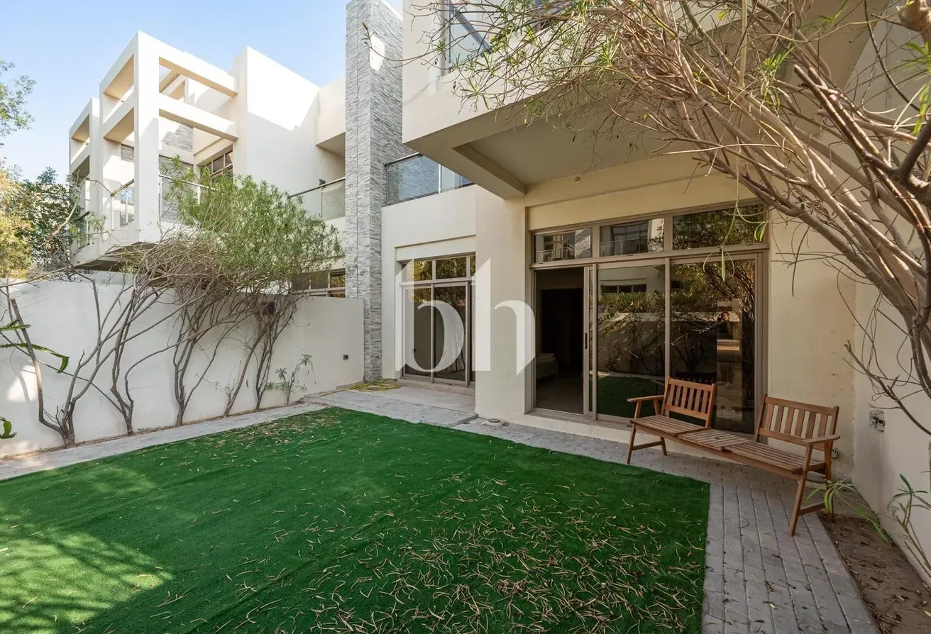 Huge Size | Roof Terrace | Available now