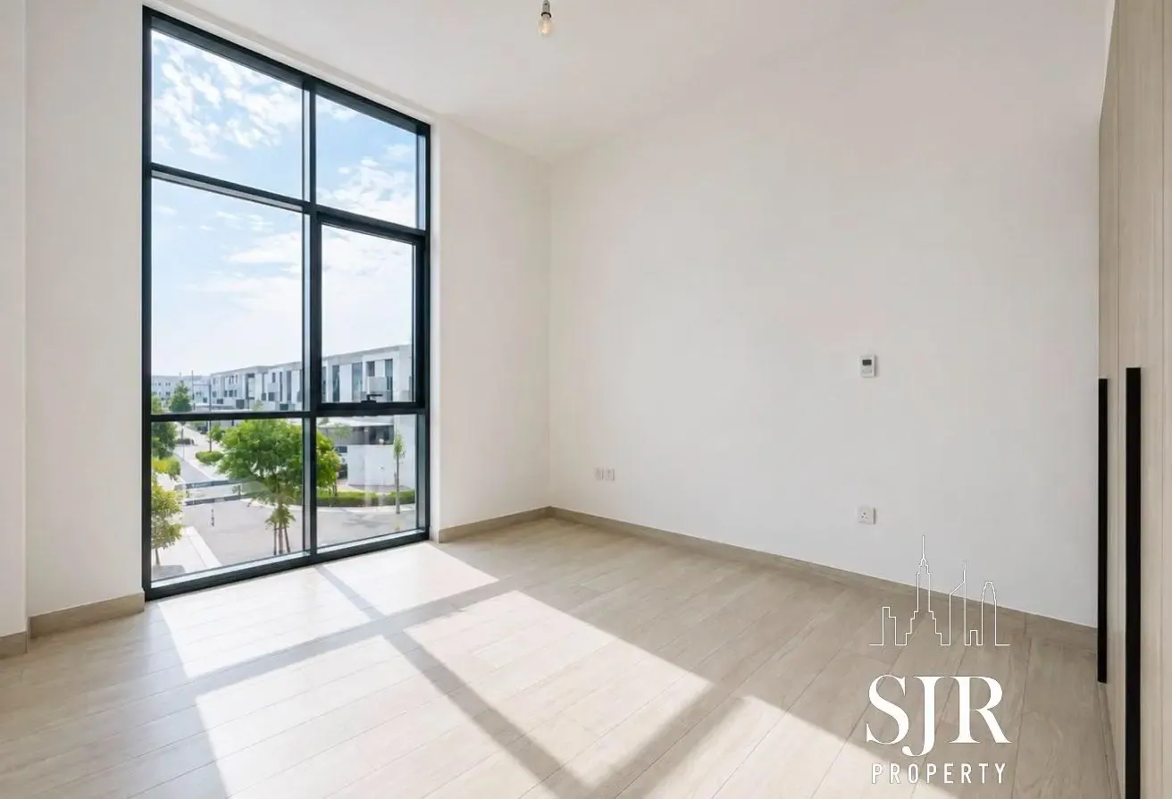 Single Row | Type B | Near Pool | Avail September