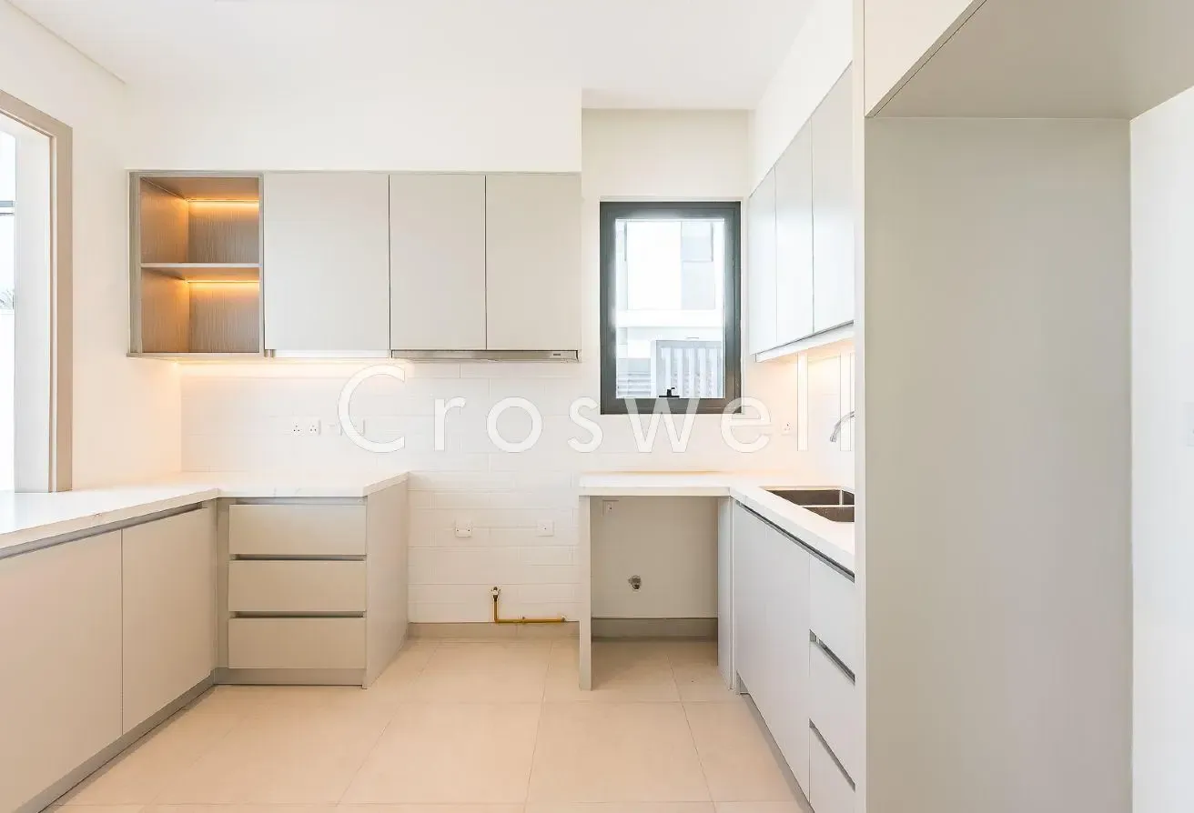 Vastu | Close to Pool | Vacant