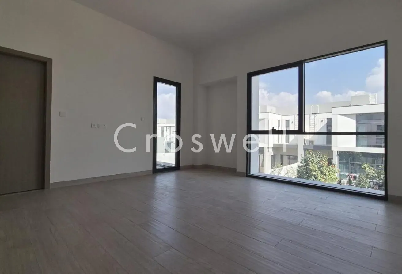 Vastu | Close to Pool | Vacant