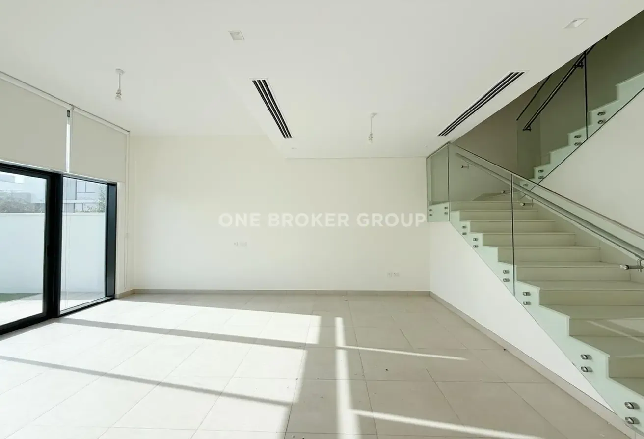 Single Row | Overlooking Pool and Park | Vacant