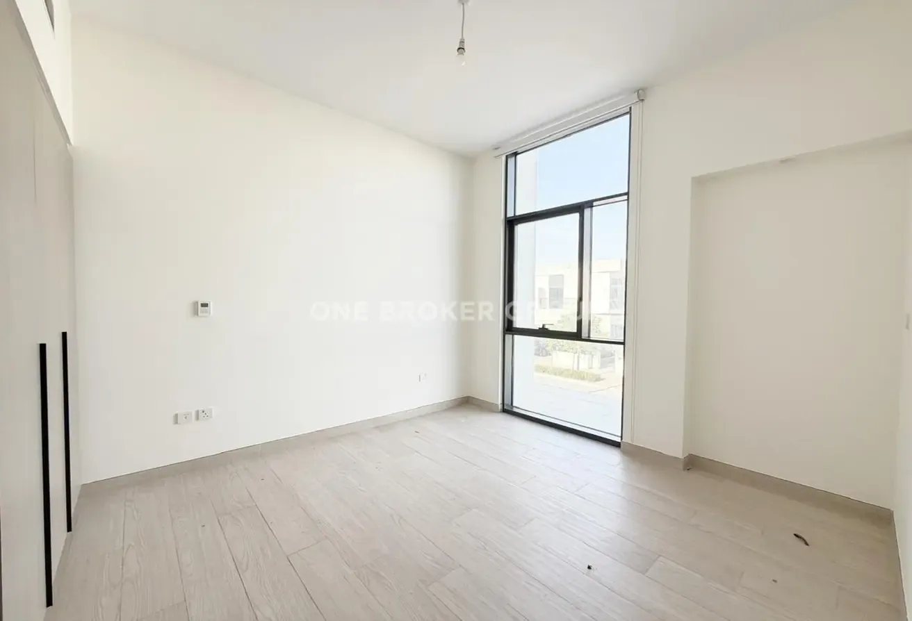 Single Row | Overlooking Pool and Park | Vacant