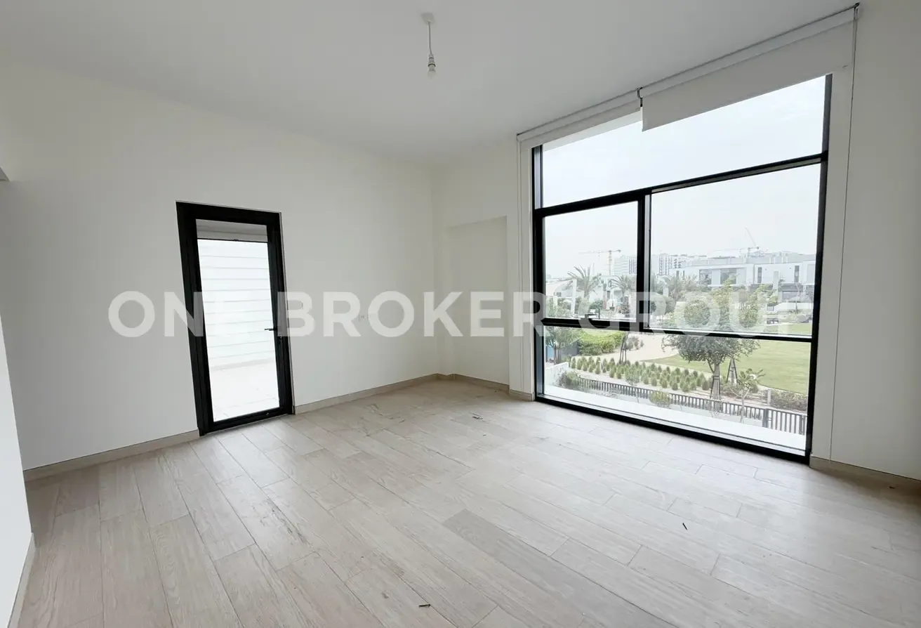 Single Row | Overlooking Pool and Park | Vacant