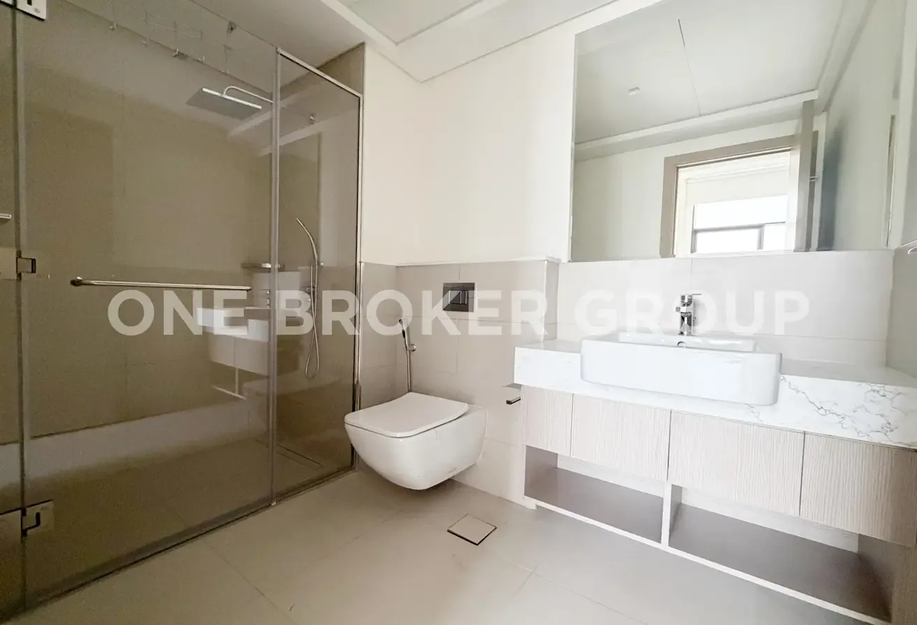 Single Row | Overlooking Pool and Park | Vacant