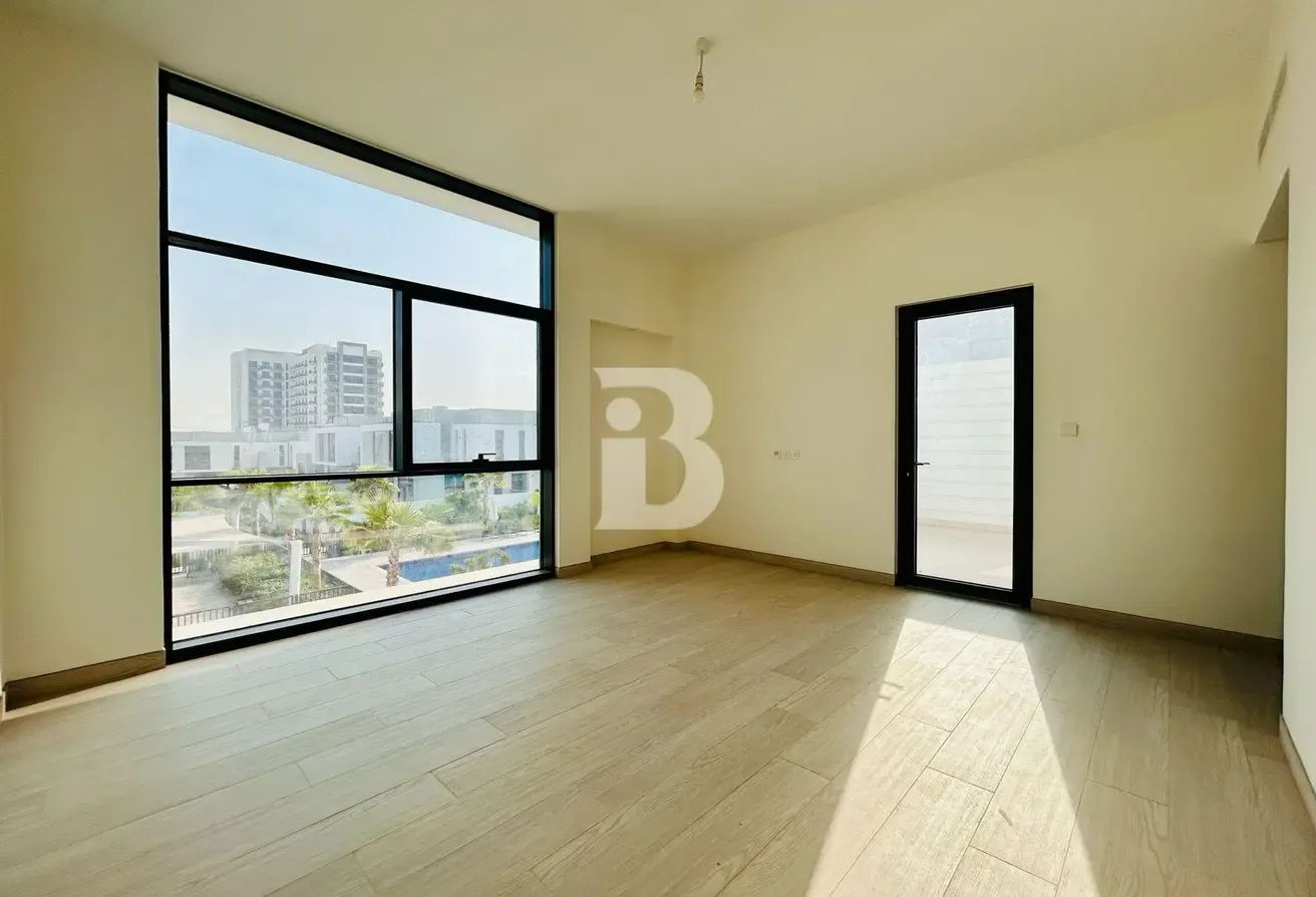 Type A | Vacant | Best Deal | On The Pool