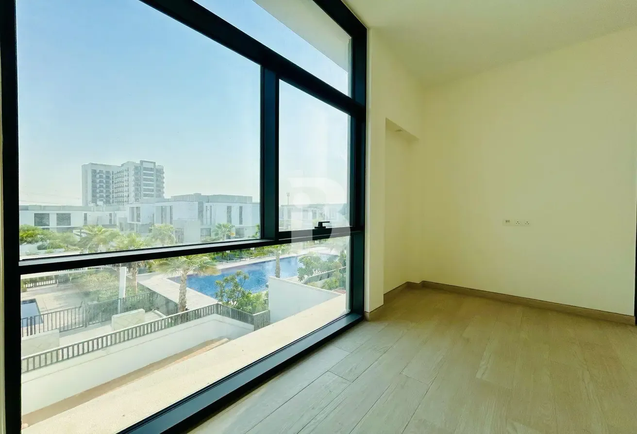 Type A | Vacant | Best Deal | On The Pool